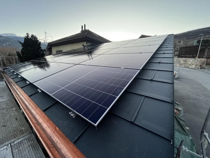 Aiko Photovoltaik Module Salgesch